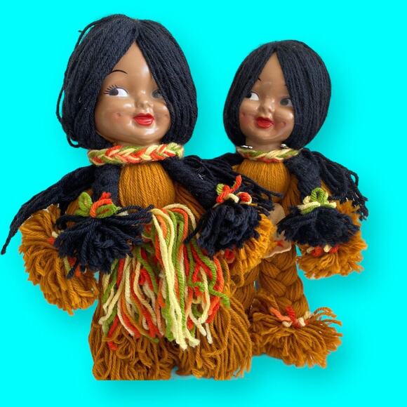 Yarn Dolls Native American, Braided Black Hair, Multicolor Clothes 15” Vtg - Picture 5 of 11